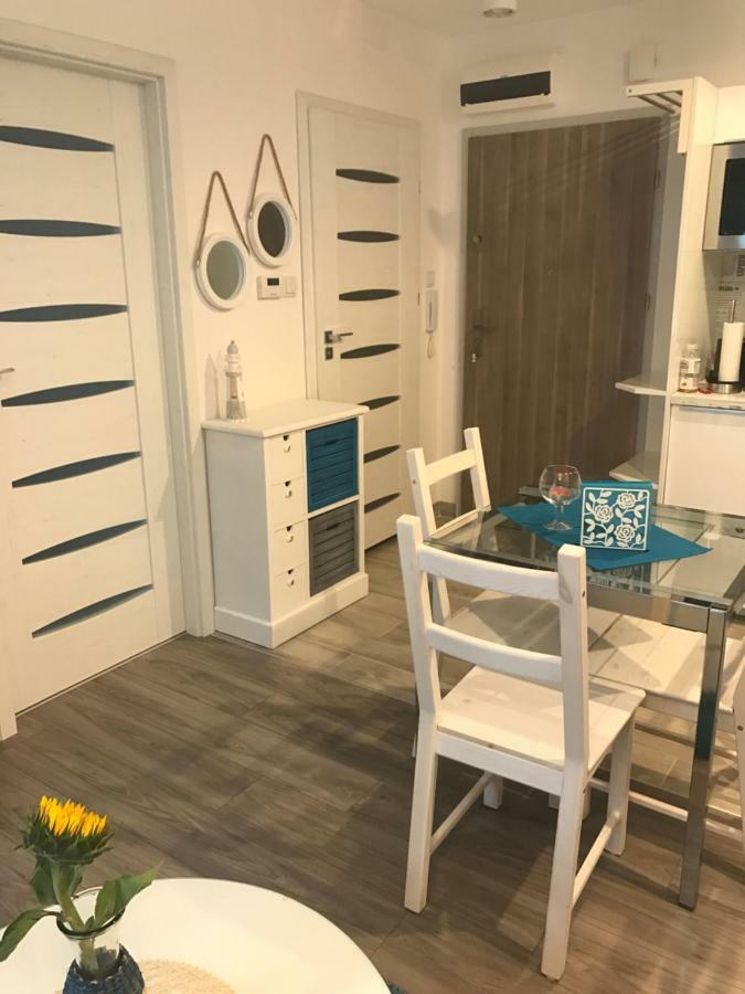Ferienwohnung Blue Porta Mare Dziwnówek Exterior foto